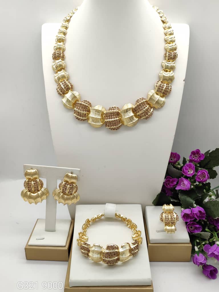 High Quality Jewelry Sets Stylish Wedding Party Necklace Bracelet Earring Ring 4-piece Wire Jewelry For Adult Woman