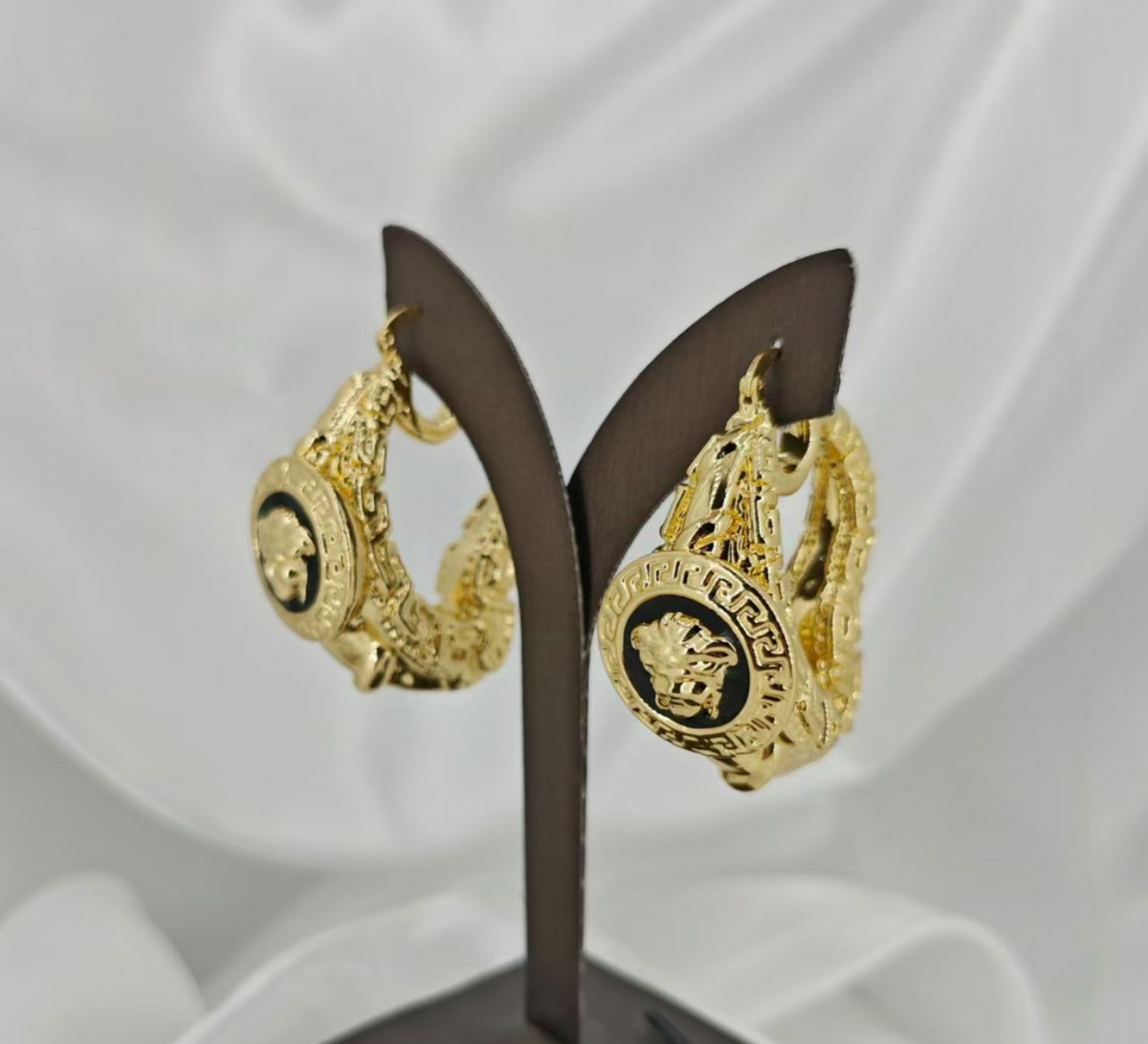 Gold plated earrings high quality
